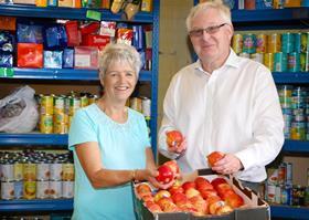 Kidsfruit-MarkDriver-HelenGale-Foodbank