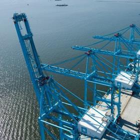 APM Terminals cranes