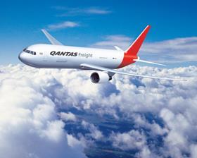 QantasfreightB300.jpg