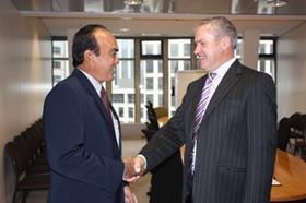 Siswono Yudo Husodo and David Carter