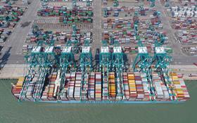 Mumbai Maersk worlds highest TEU load 2018