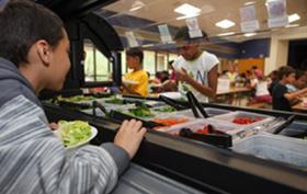 US school lunch salad bar