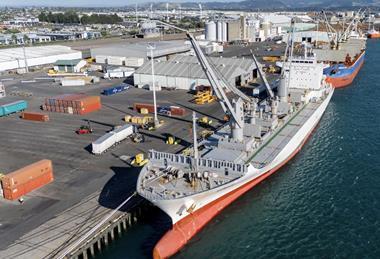 Kowhai at Tauranga March 2025 carrying Zespri kiwifruit to Shanghai MUST CREDIT Jamie Troughton Dscribe Media