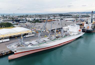 Zespri first charter of 2026 Whero MUST CREDIT - Jamie Troughton Dscribe Media