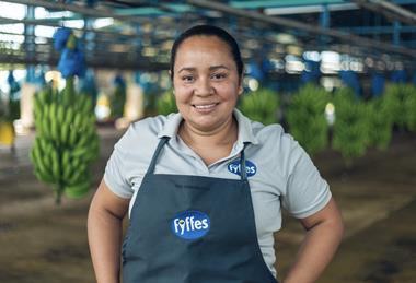 Fyffes female employee banana packhouse