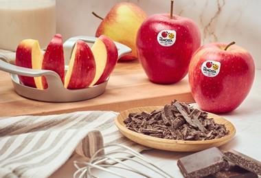 VIP_Apple_Paring_II_Sicilia