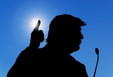 p10 pic1 LARGE Trump silhouette dreamstime_xxl_132344517