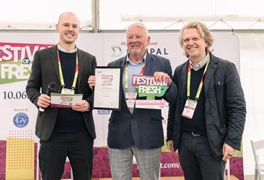 Nick Marston was presented with his award by FPJ editor Fred Searle (left) and Fruitnet MD Chris White (right)