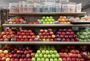CA Apples on sale in Toronto