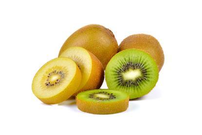 gelbe und grüne kiwi-dasuwan_AdobeStock_87761531