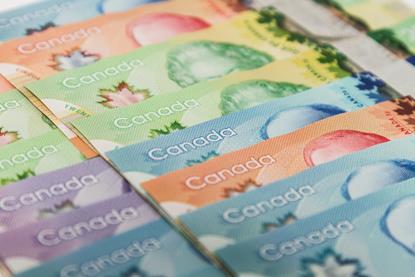 CA Canadian money AdobeStock_312167963