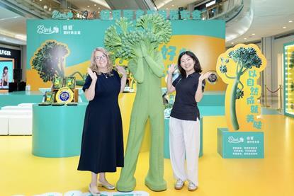 Michelle Glover (left) Bimi launch in Shenzhen