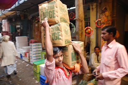 IN Azadpur wholesale market Delhi boxes