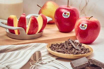 VIP_Apple_Paring_II_Sicilia