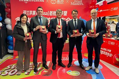 Yan Su Tsjeard Hoekstra Erik Smidt Dutch Embassy Beijing Fabien Dumont FruitMasters Karel van Bommel Tessa apples