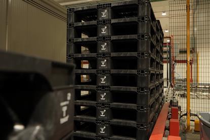 Tosca new circular pallet