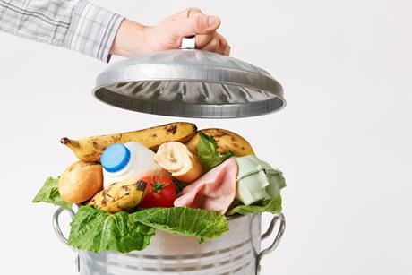 Im Jahr 2021 wurden in der EU pro Einwohner rund 131 kg Lebensmittel verschwendet.