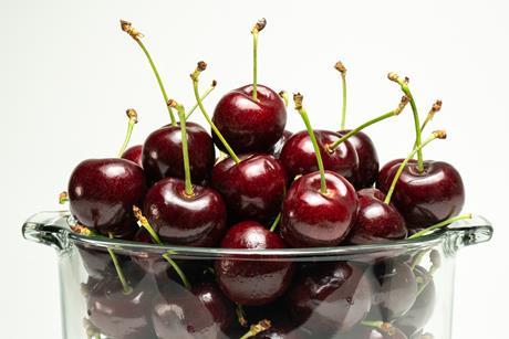Chilean cherries bowl