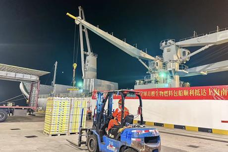 The vessels unloading in Shanghai