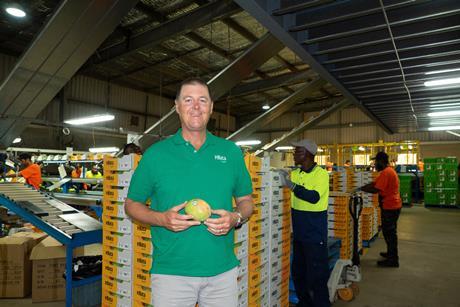 leadership-scurr-gavin-katherine-mangoes-hr-001b