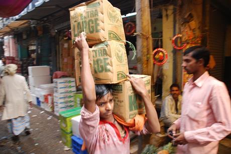 IN Azadpur wholesale market Delhi boxes