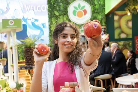 AE FFC Pink Lady apple