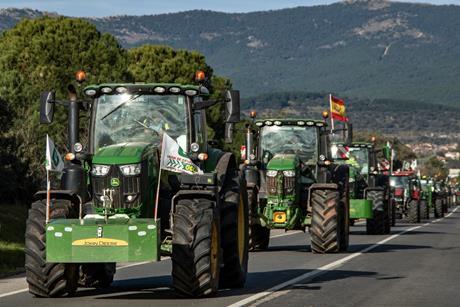 Spain farmer protests MUST CREDIT SaucE ReQuEs - Adobe Stock