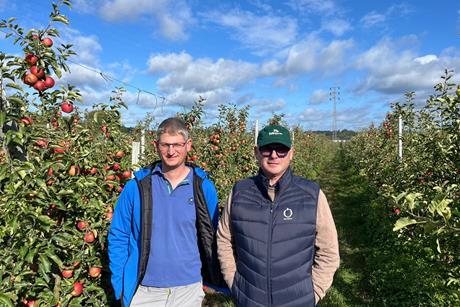 BE Bert Toetenel and Gunther De Vadder BelOrta apples2
