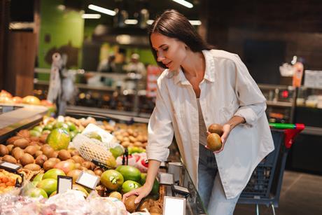 Kiwi - Supermarkt -Maria Vitkovska-AdobeStock_1377631573