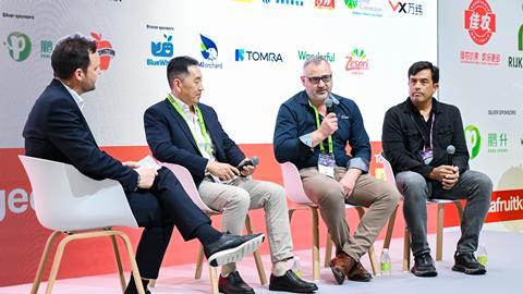 L-r: Asiafruit editor John Hey with Jae Chun, George Jessett and John Early at the Asiafruit Knowledge Centre