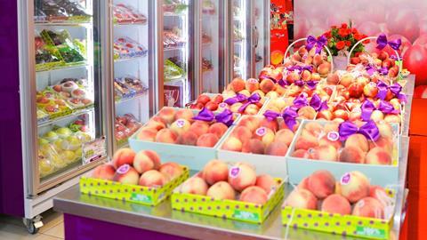 LPG Cutri Fruit Global stonefruit peaches nectarines Vietnam export Austrade