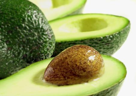 Aufgeschnittene Avocado