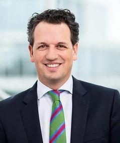 Dr. Philipp Spinne - AGRAVIIS Raiffeisen AG