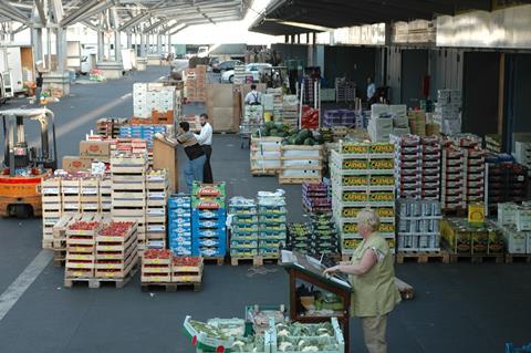 Großmarkt_Hannover_Marktgeschehen_2008.JPG