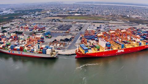 Contecon Guayaquil port ships