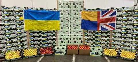 Growers Direct celebrates the safe arrival of Ukraine apples into the UK
