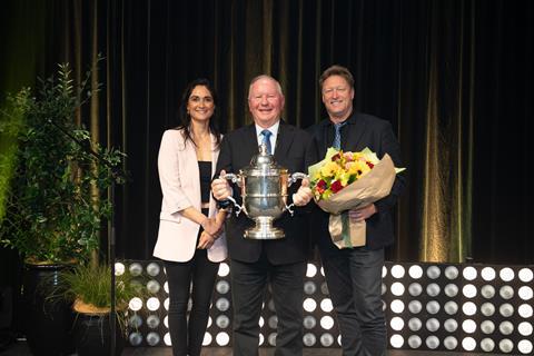 Bledisloe Cup winner Andrew Fenton (centre)