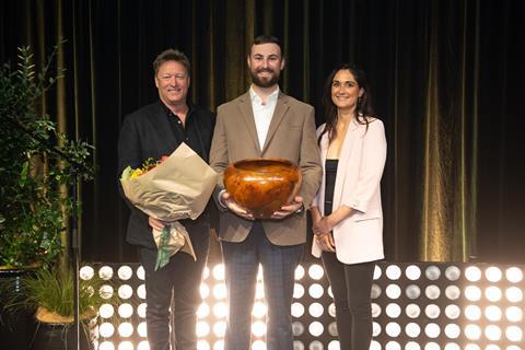 Presidents Trophy winner Daniel Kenna (centre)