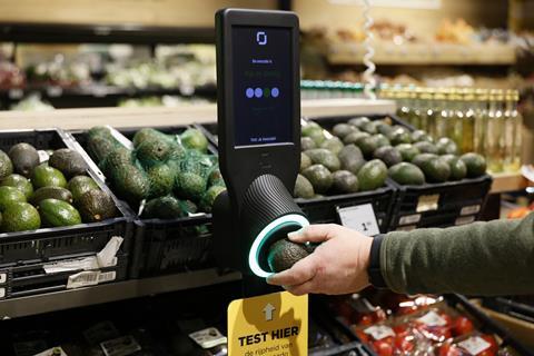 OneThird - Avocado Scanner - Hand 1