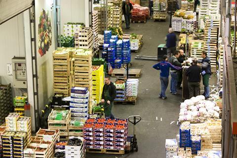 Großmarkt_Hamburg_Halle_von_innen.jpg