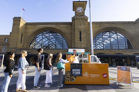 Sainsbury's serves up some DINspiration at London King's Cross station