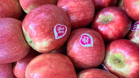 NZ Pink Lady apples loose