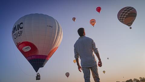 Cosmic Crisp_Balloon Festival_Landshut