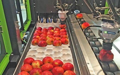 Vip robot packaging apples