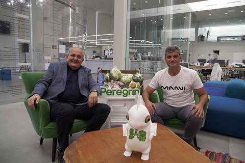 Foto: Kimitec  v.l. Felipe Gómez (CEO Peregrin), Félix García Moreno (CEO Kimitec)