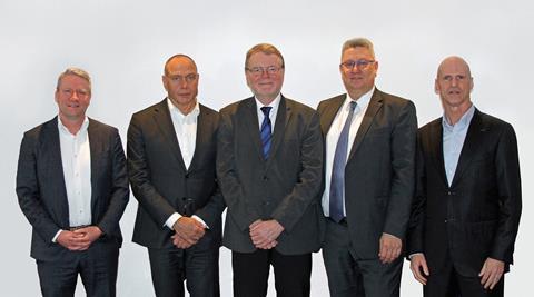 Foto: Alex Kloosterboer (COO Kloosterboer), Hans Kroes (CEO Kloosterboer), Lüder Korff (Geschäftsführer BLG Coldstore), Jens Wollesen (Vorstand BLG LOGISTICS), John Wittenberg (CFO Kloosterboer, v.l.n.r.)