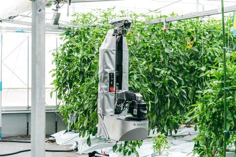 Agrist's automatic pepper harvesting robot