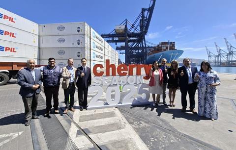 STI marks the start of its martime exports of Chilean cherries