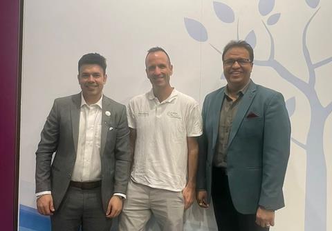 Haskelberg CEO Udi Haskelberg (centre) with IG Deccan directors Tarun Arora (left) and Sanjay Arora (right)