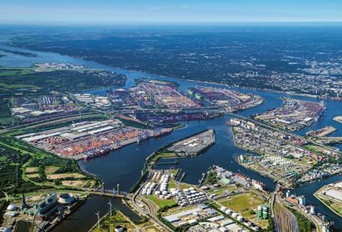 Blick auf Hamburger Hafen